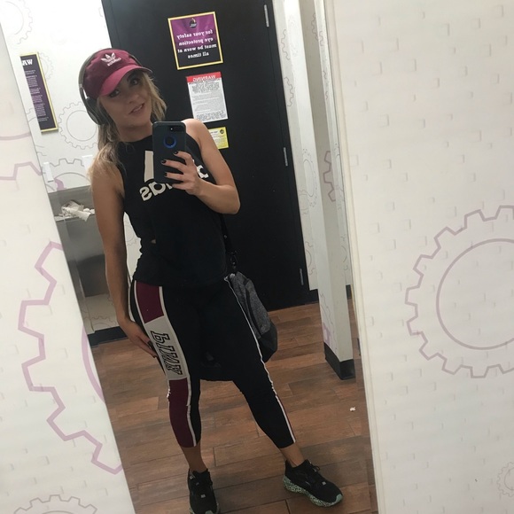 Meet your Posher, Dashawnna - Picture 2 of 7